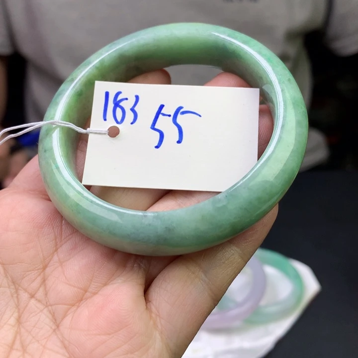 未镶嵌手镯翡翠183