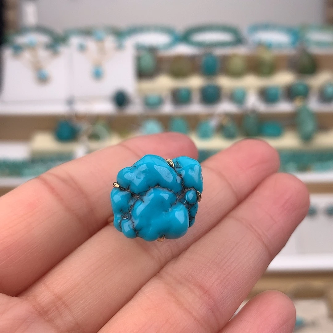 绿松石18K金镶嵌戒指