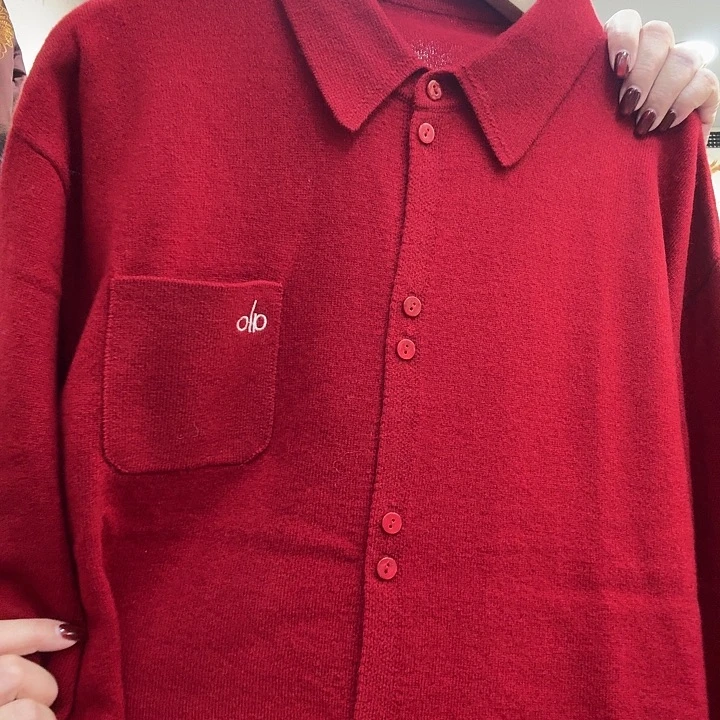 豆***哥54564，大红色，羊毛衫，
