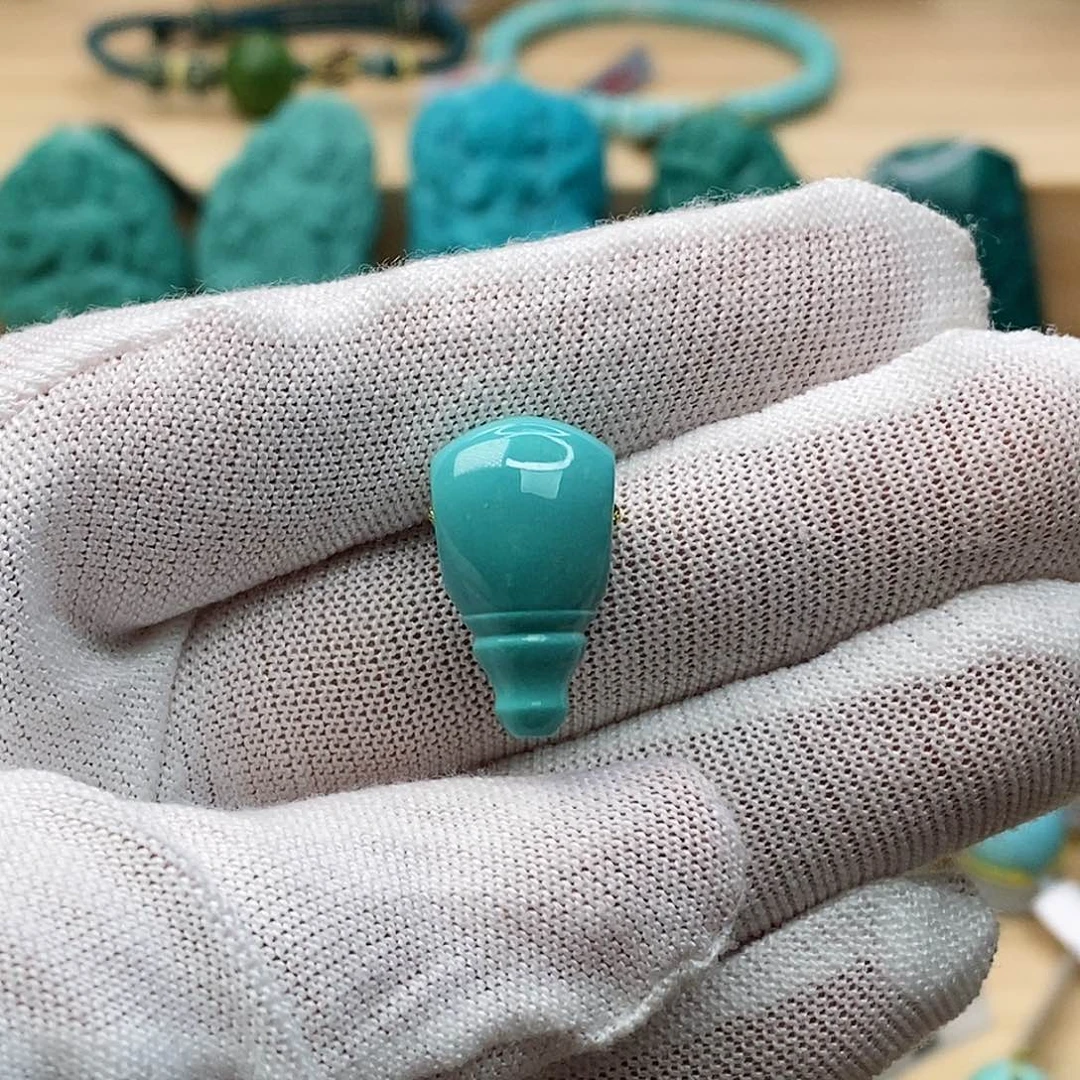 未镶嵌绿松石珠宝奇石