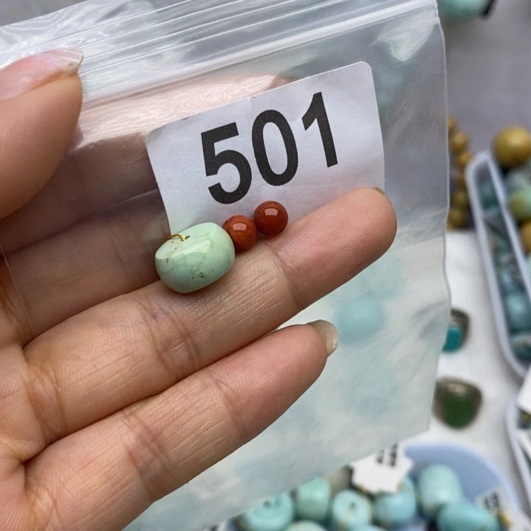 未镶嵌南红玛瑙珠宝奇石