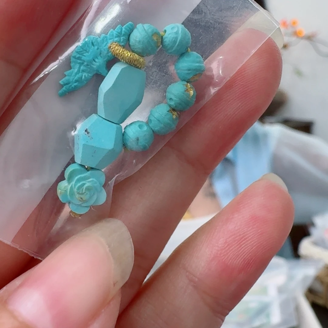 未镶嵌绿松石珠宝奇石