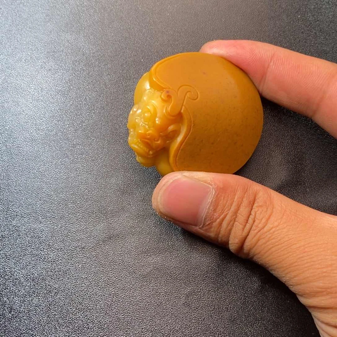 石英质玉颈饰未镶嵌M*