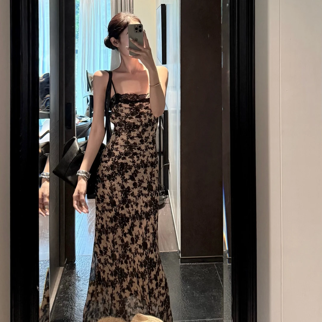 新款复古蕾丝显瘦爆款抹胸吊带气质长款碎花性感连衣裙长裙裙子