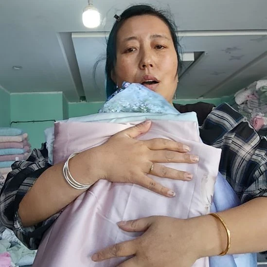 棉纯棉高端被套，颜色随机2m×2m三。