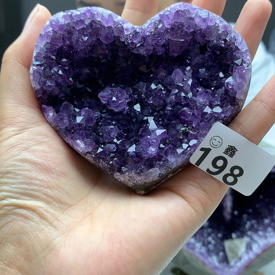 未镶嵌大型摆件（非配饰）水晶