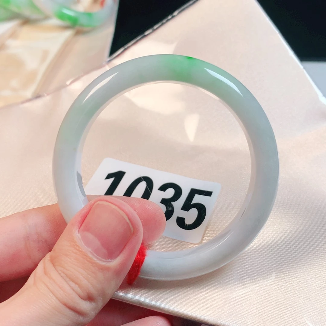 翡翠手镯未镶嵌翡翠手镯1035