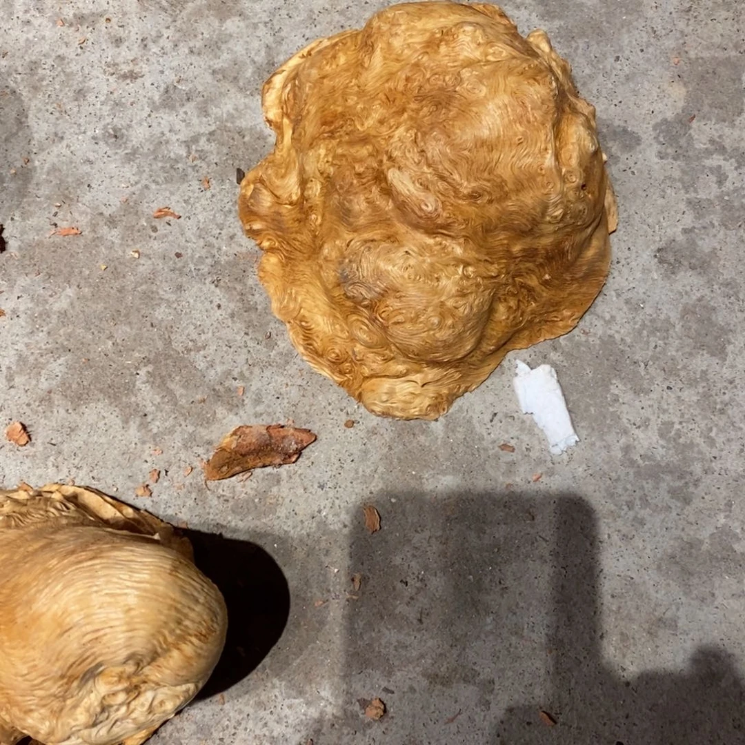 聪***聪荔枝木随形加工一个