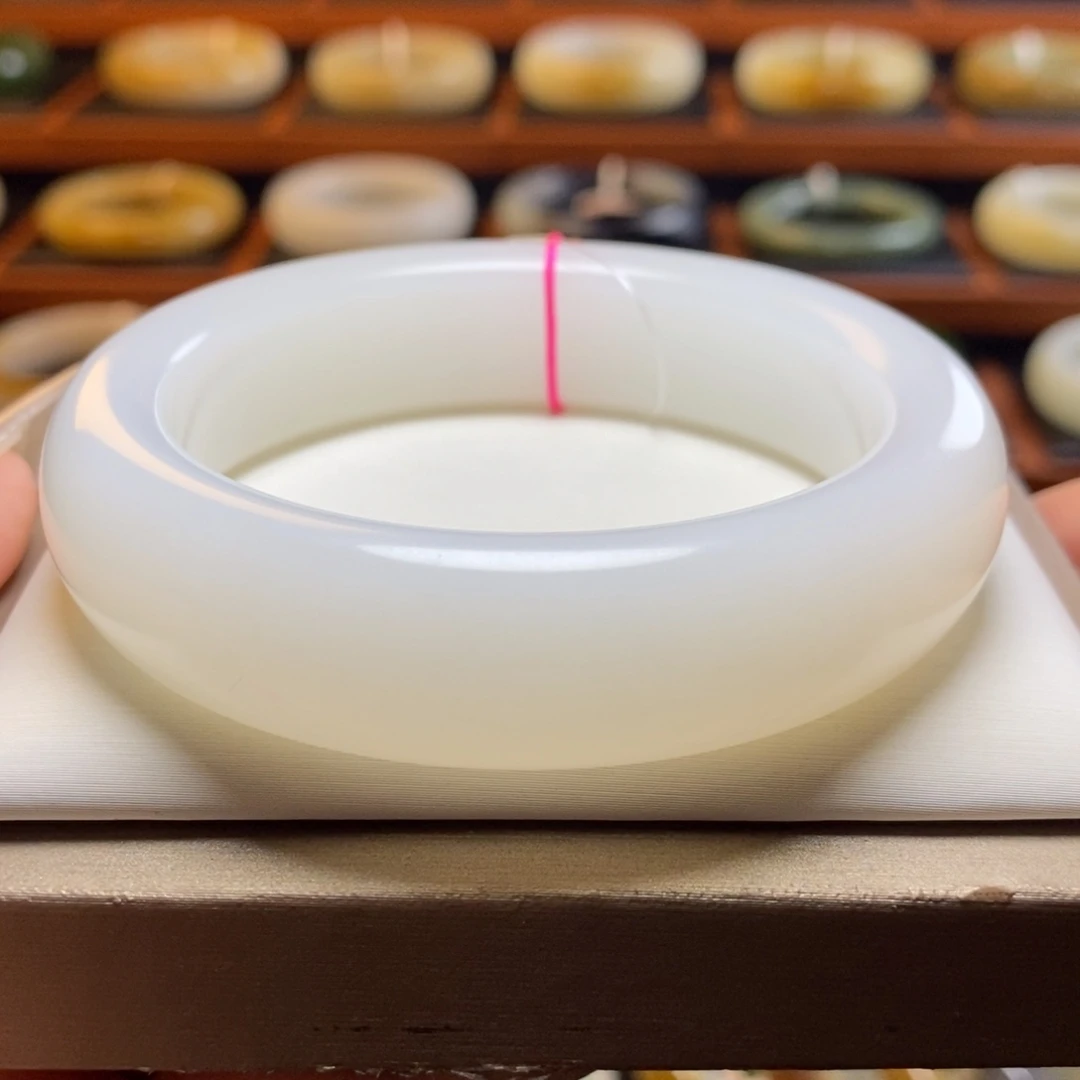 未镶嵌手镯和田玉（白玉）57圈