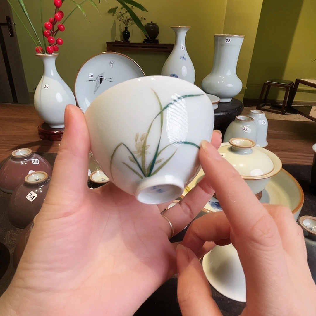 陶开播宠粉浮力戏墨兰花杯