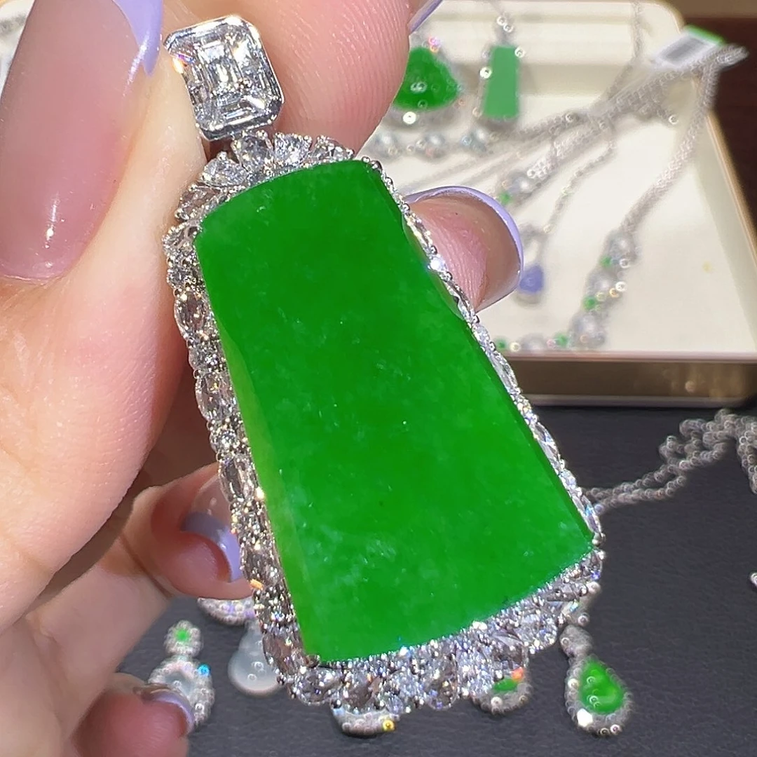 翡翠18K金镶嵌吊坠(不含链)翡翠