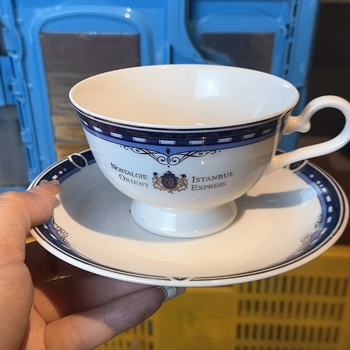 瓷片哈哈哈哈哈哈哈，哈哈