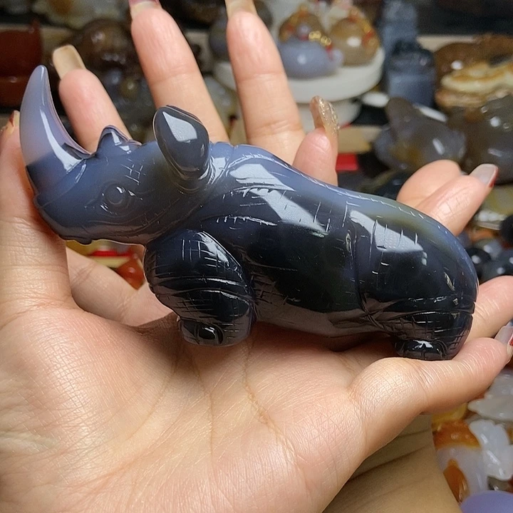 玛瑙/玉髓摆件未镶嵌J**k