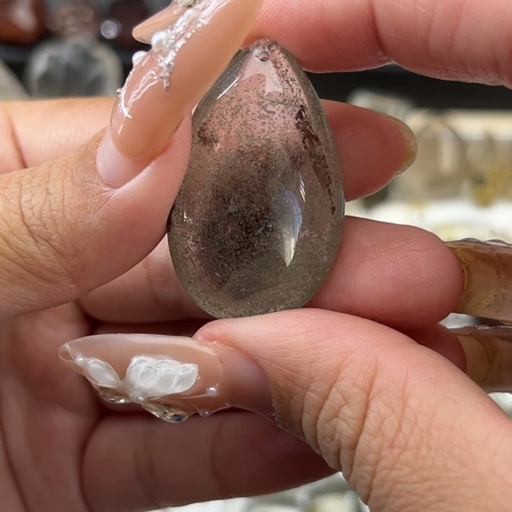 未镶嵌吊坠(赠链)水晶