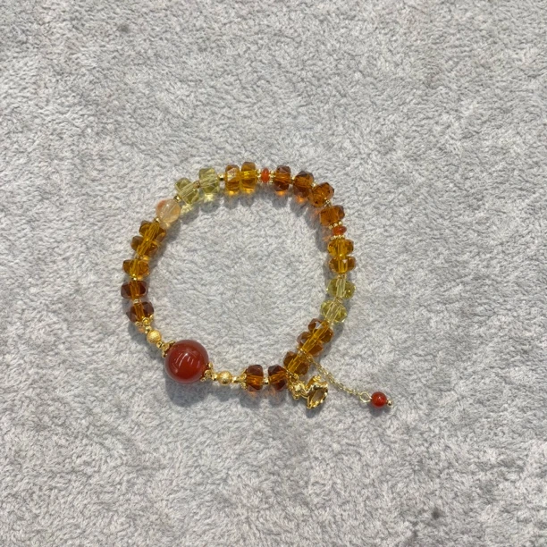 C330-红玛瑙配晶晶车轮珠手链0002