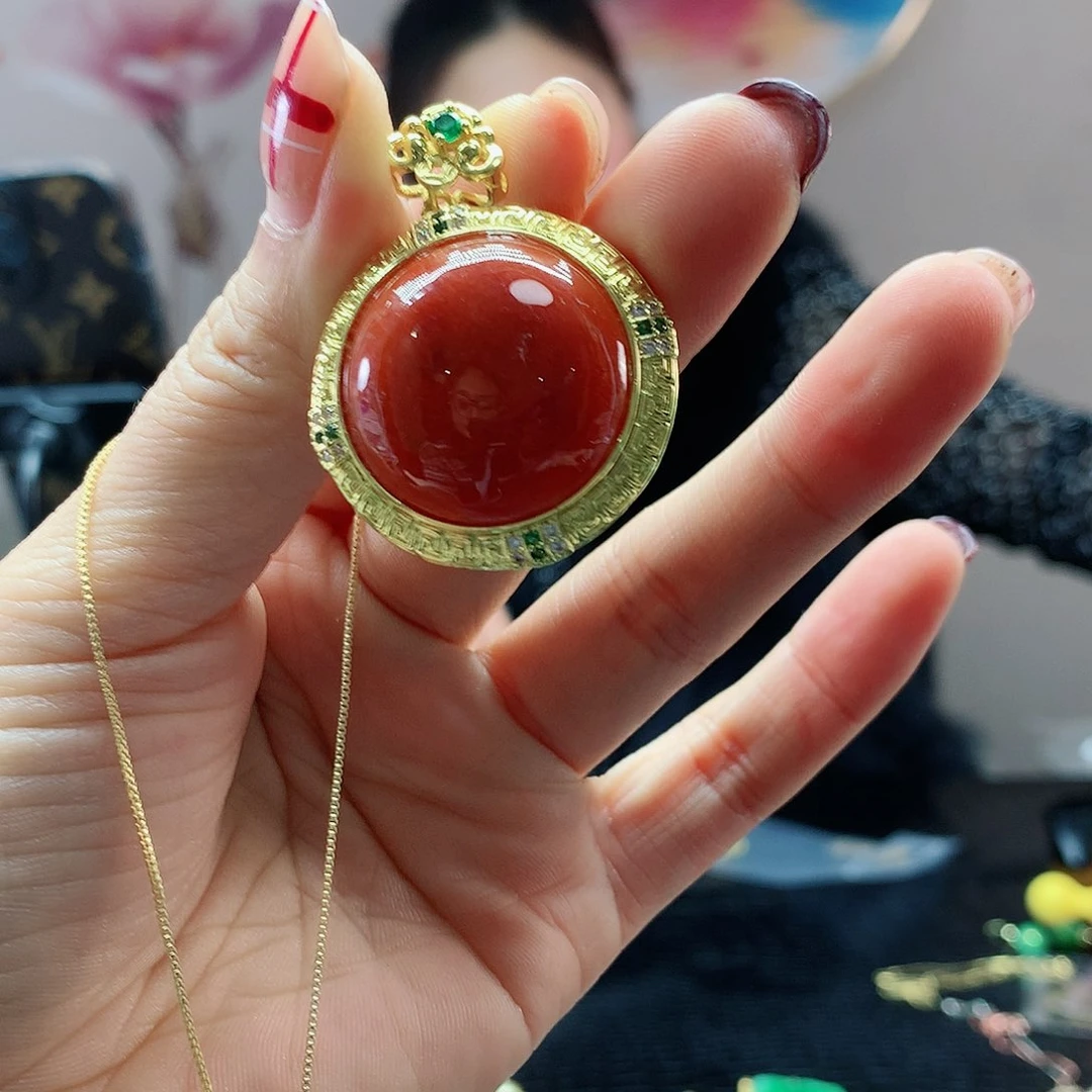 【闪购商品】翡翠吊坠(赠链)未镶嵌