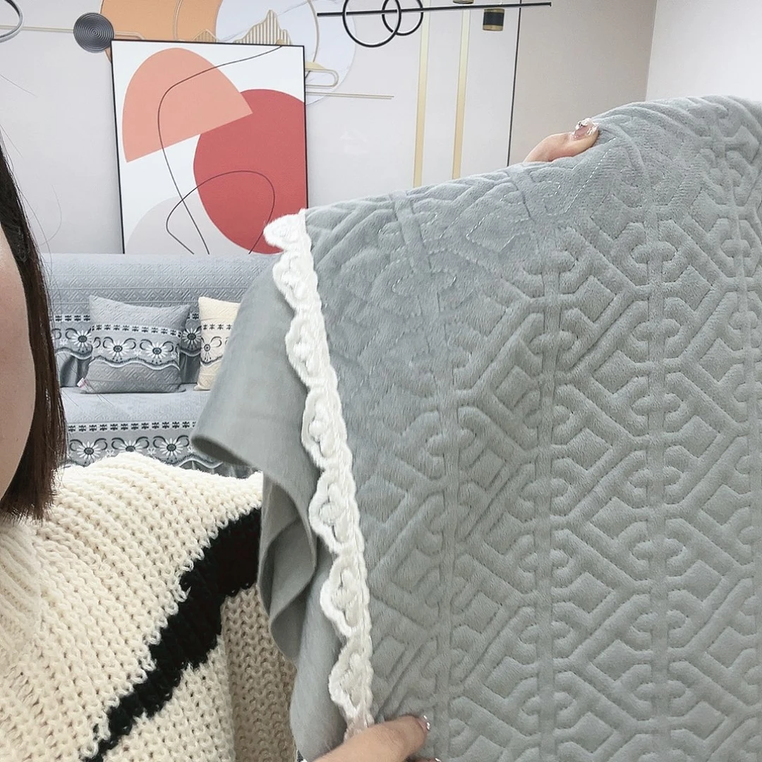 毛绒90*270两块 扶手巾两块