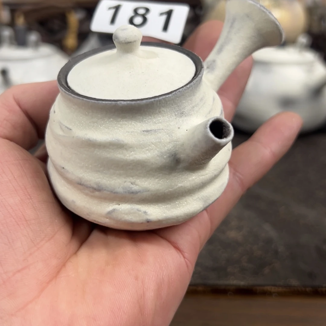 181粉引手工壶100容量