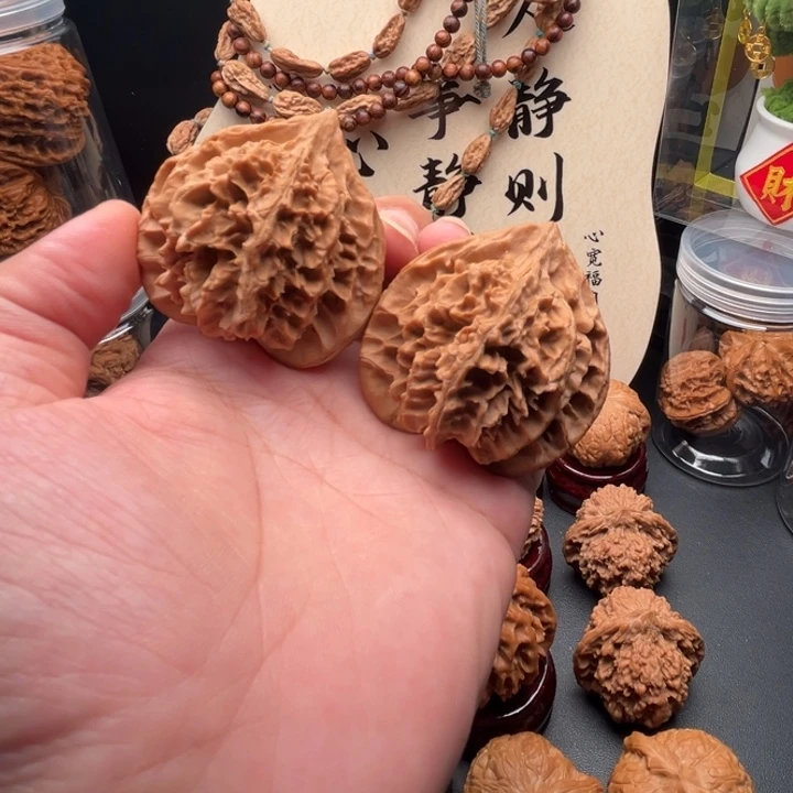 把件文玩核桃灯笼