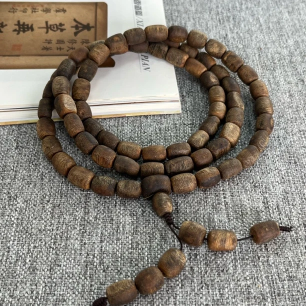 【收藏级大料】C032沉香奇楠瘤疤多圈沉水多样性发货一条