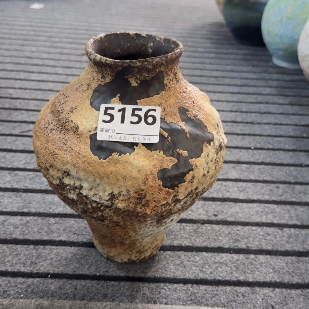 Y****摆件景德镇高温花瓶编码5156高28口8默认无孔