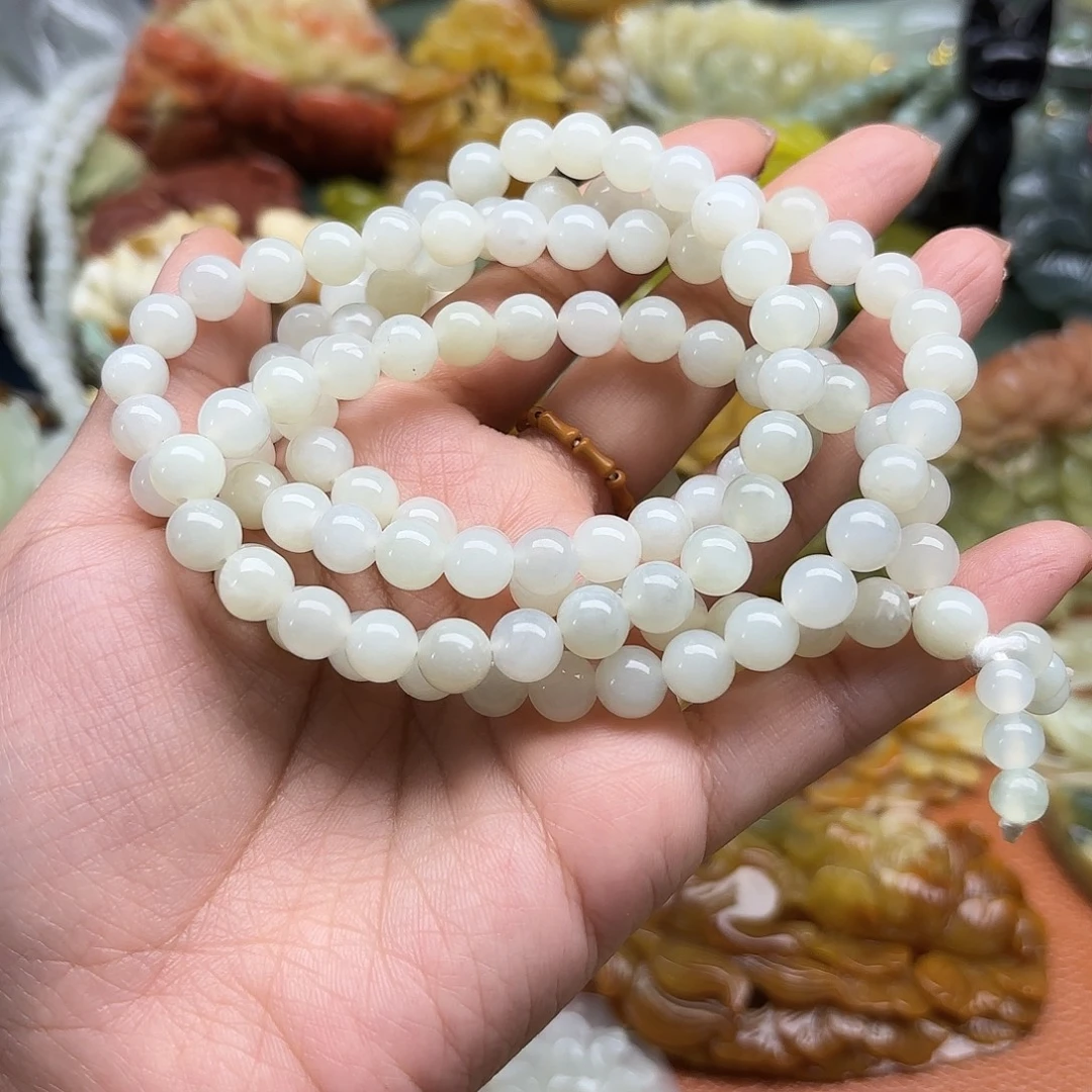 蛇纹石玉未镶嵌吊坠