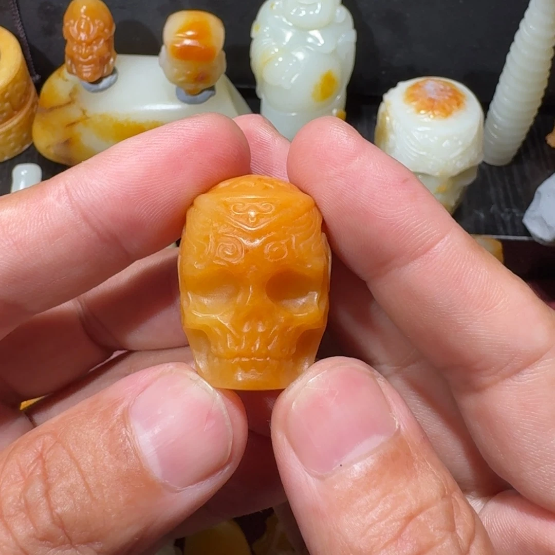 潇***哥和田玉未镶嵌挂件