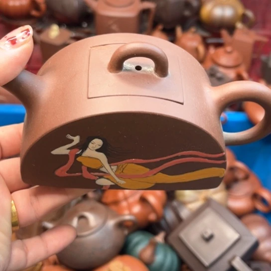 紫砂茶壶瑕疵……………………