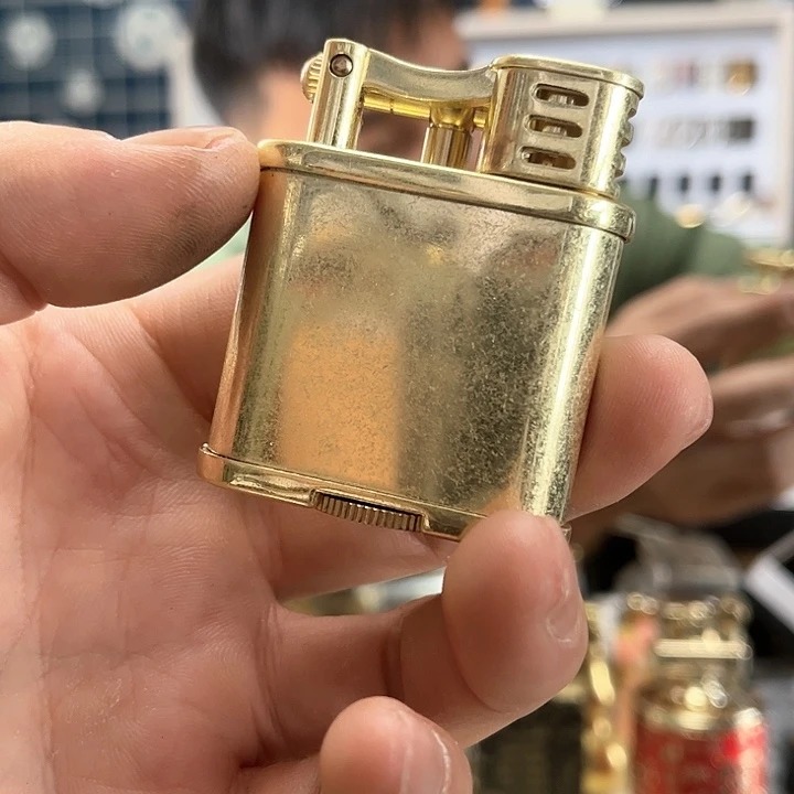 佐罗复古抬臂煤油打火机
