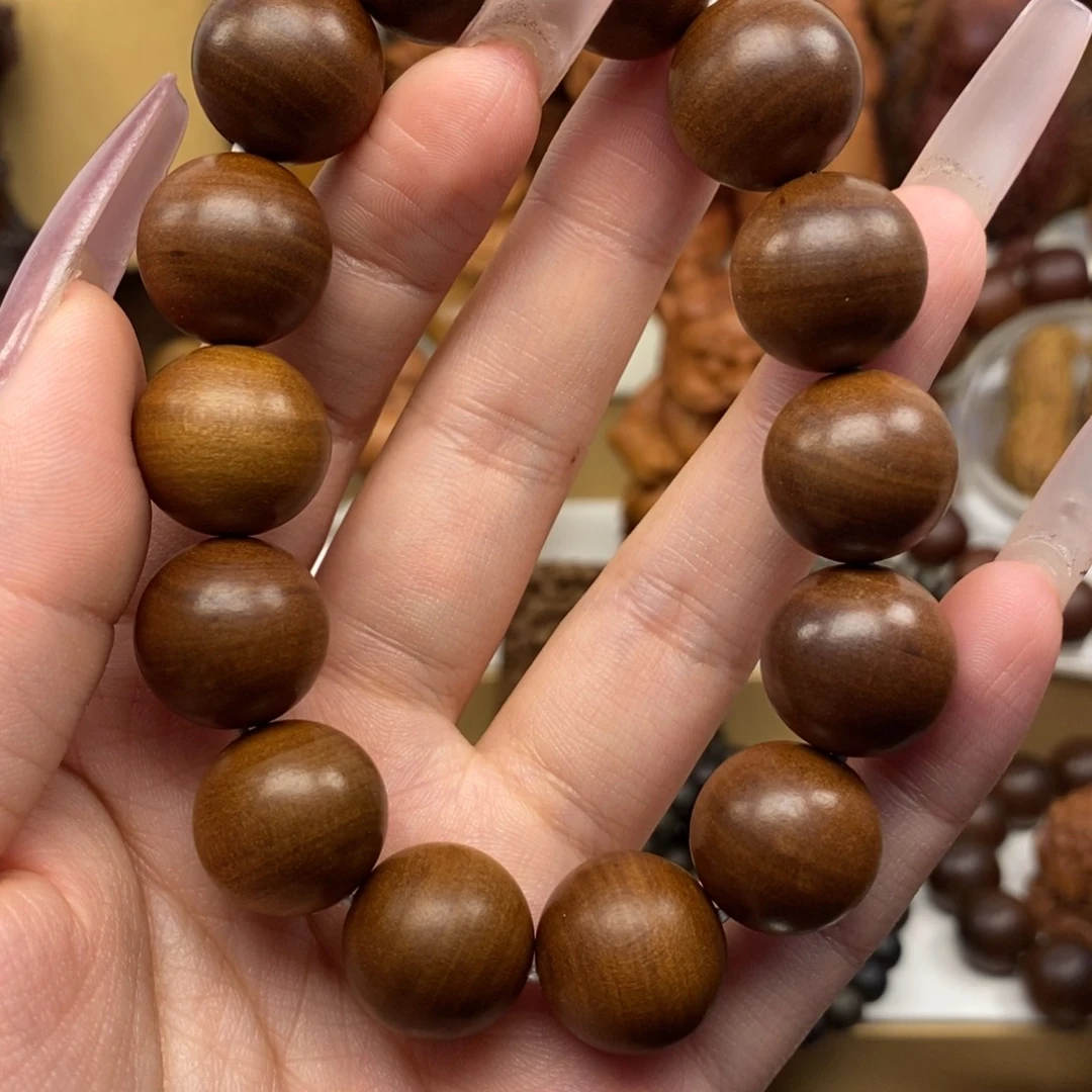 手串/手链檀香木迈索尔老山檀香1.6奶香，微瑕
