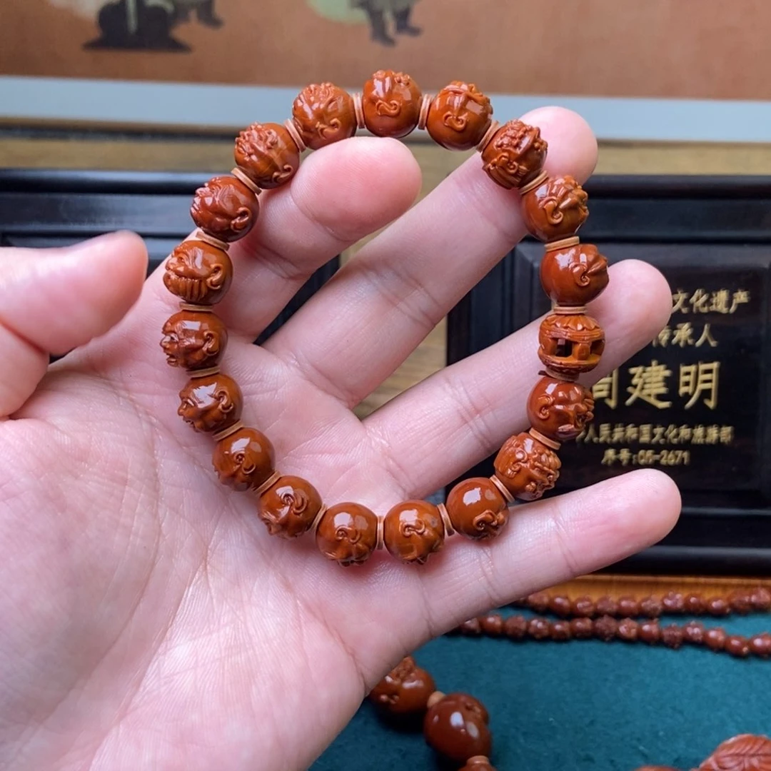 手串橄榄核十八罗汉