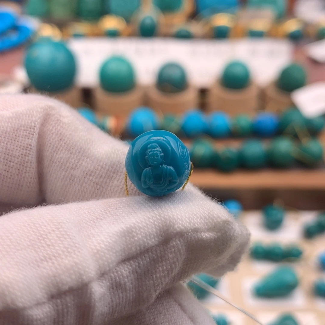 绿松石未镶嵌珠宝奇石