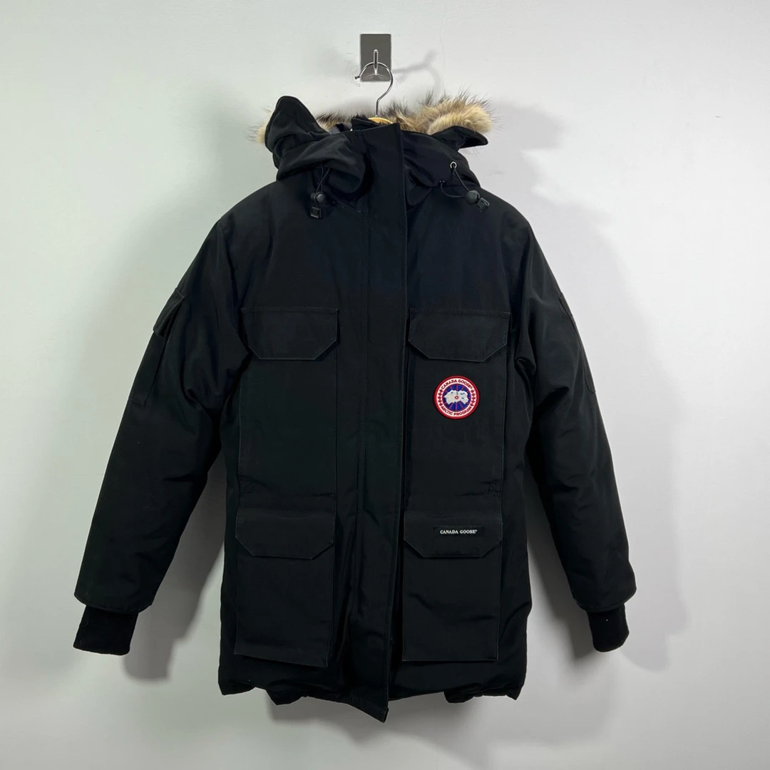 99新 CANADA GOOSE 羽绒服远征黑色女款 XS码 #6307