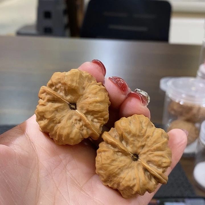 风***筝把件文玩核桃蛙微修38