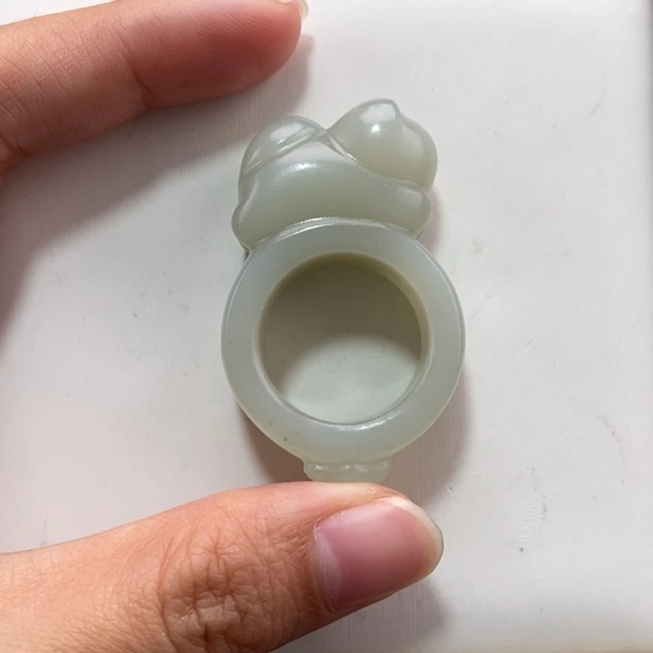 和田玉未镶嵌戒指