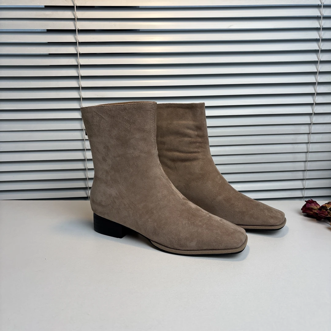 【仅剩37码】真皮3cm高跟细跟复古短靴Y1