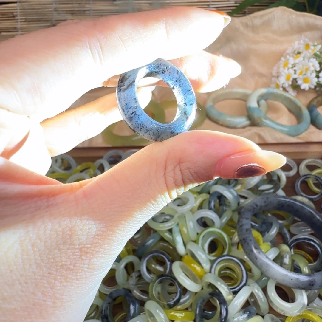 凡***）蛇纹石玉未镶嵌手镯