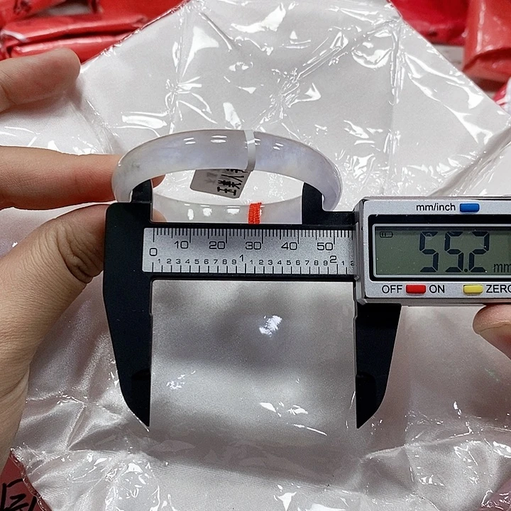 翡翠手镯未镶嵌118