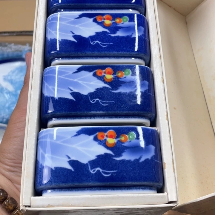 瓷片爱**莲瓷片哈哈哈哈哈