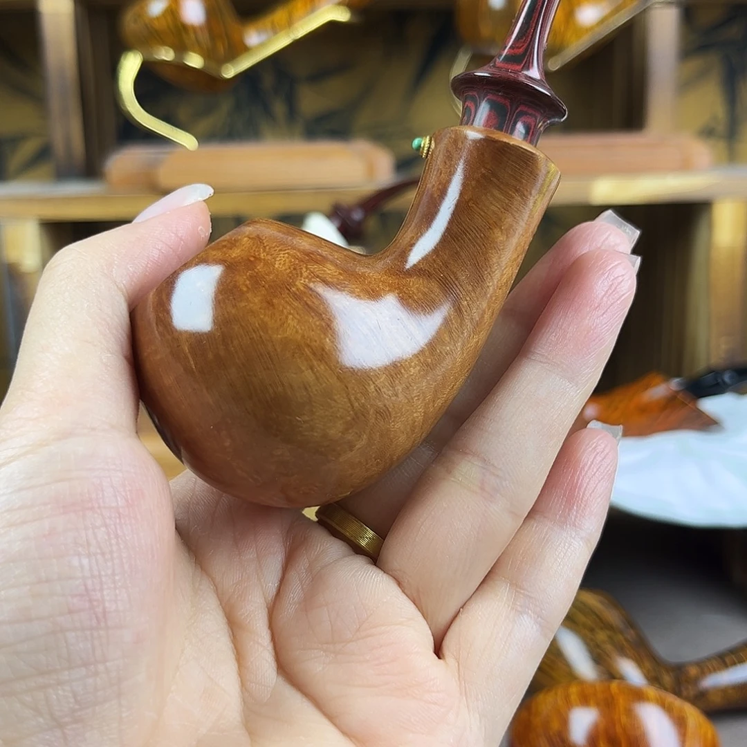 自由式原木色右刺河豚斗。