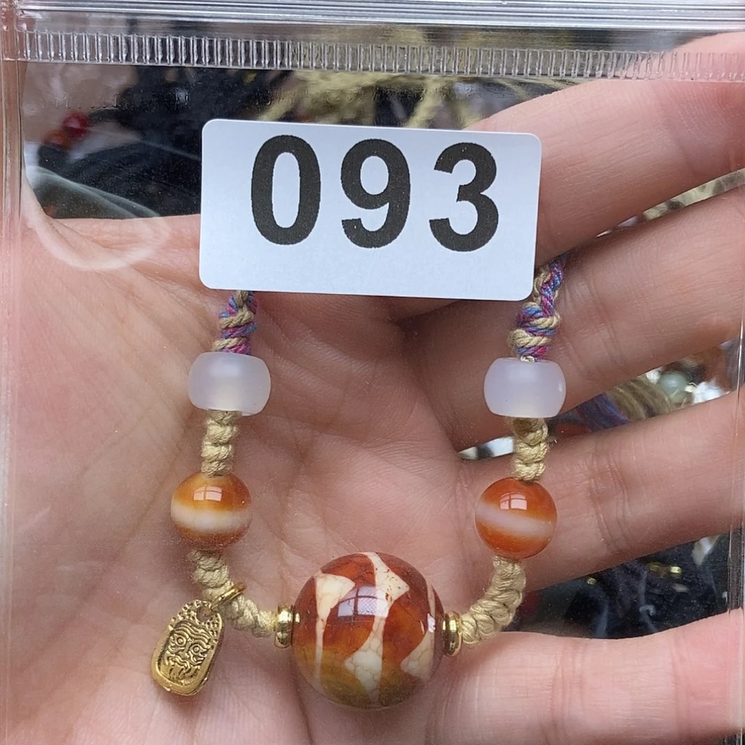 泡****玛瑙/玉髓未镶嵌颈饰