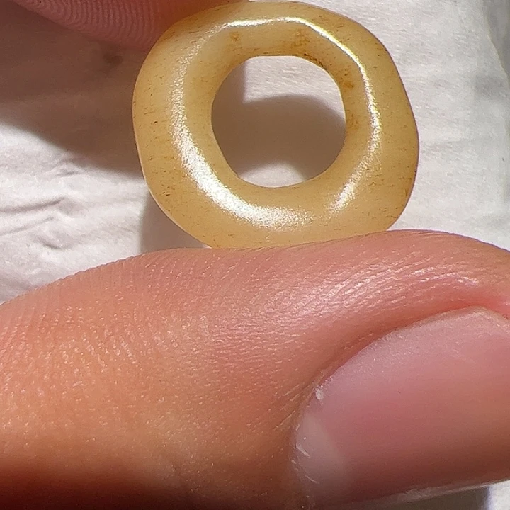 玻璃颈饰你在一起，