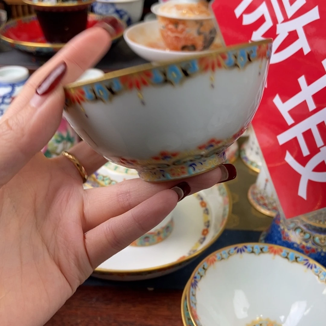 陶瓷艺术家的作品是一种