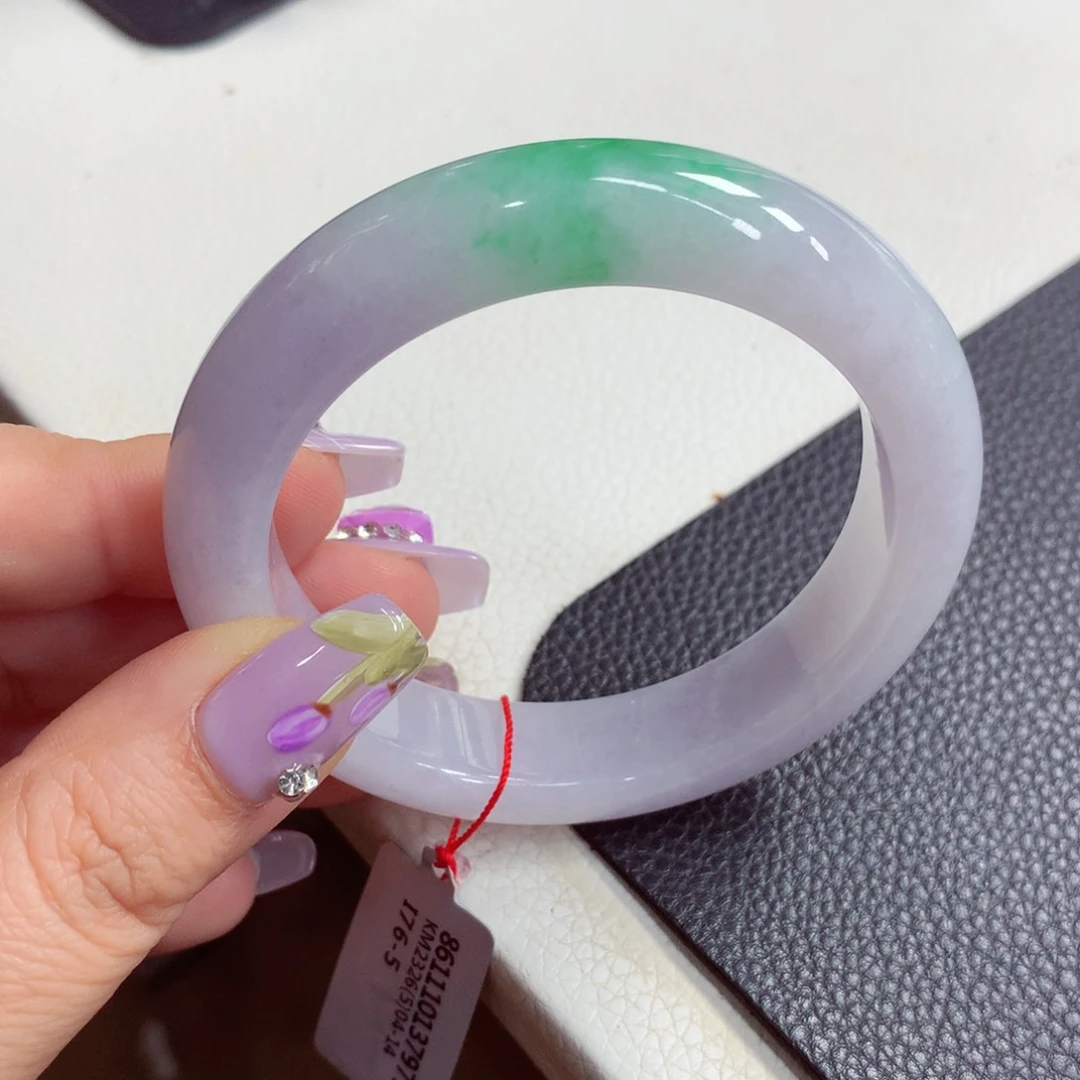 未镶嵌手镯翡翠缅甸