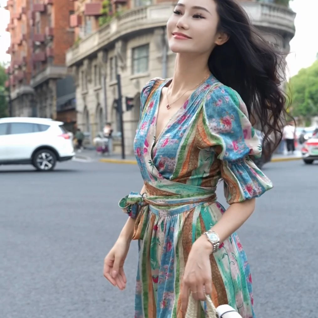 【袁小姐】花漾间  法式复古设计感印花收腰修身显瘦连衣裙-HZ631