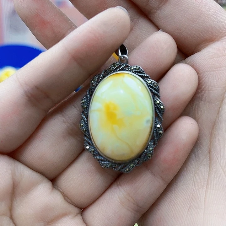 琥珀银S925镶嵌颈饰吊坠