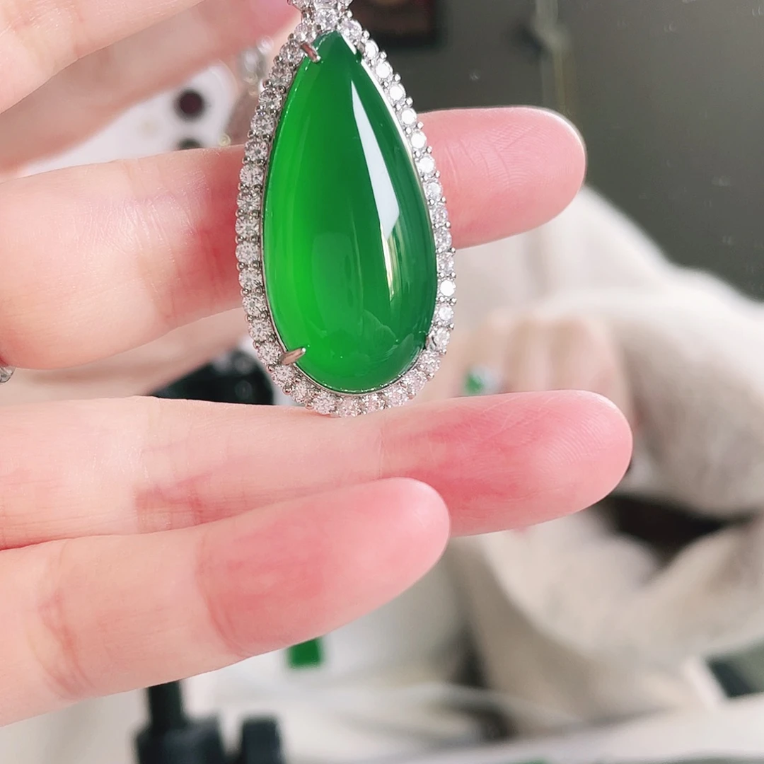 玛瑙/玉髓合金颈饰