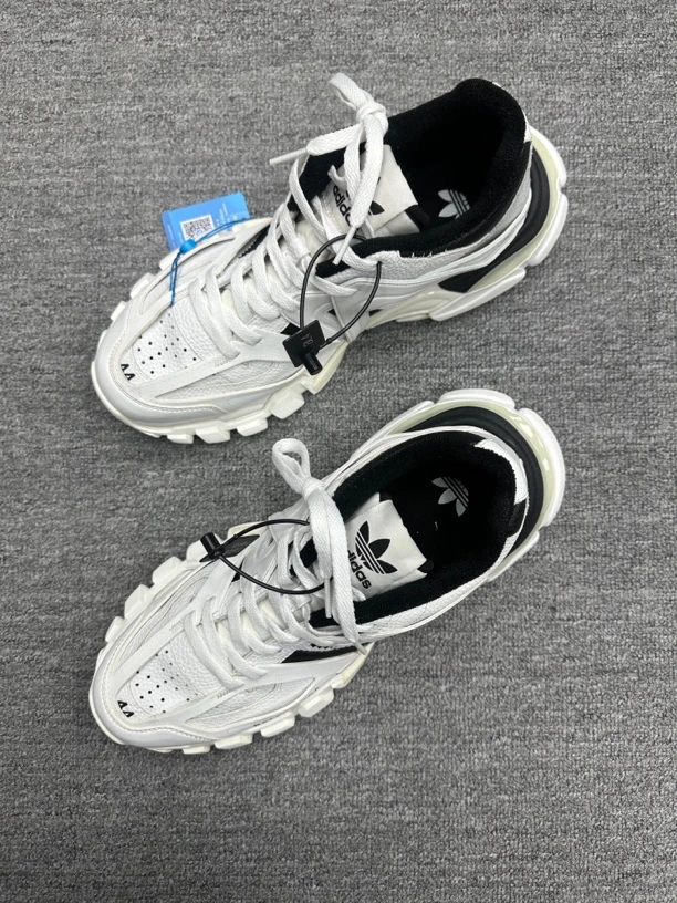99新 Balenciaga/巴黎世家 44 巴黎世家track老爹鞋联名款