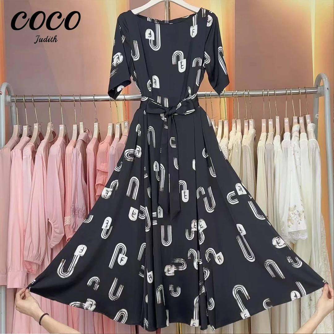 现货【RG052】2025新款时尚气质百搭减龄显瘦设计感女装连衣裙