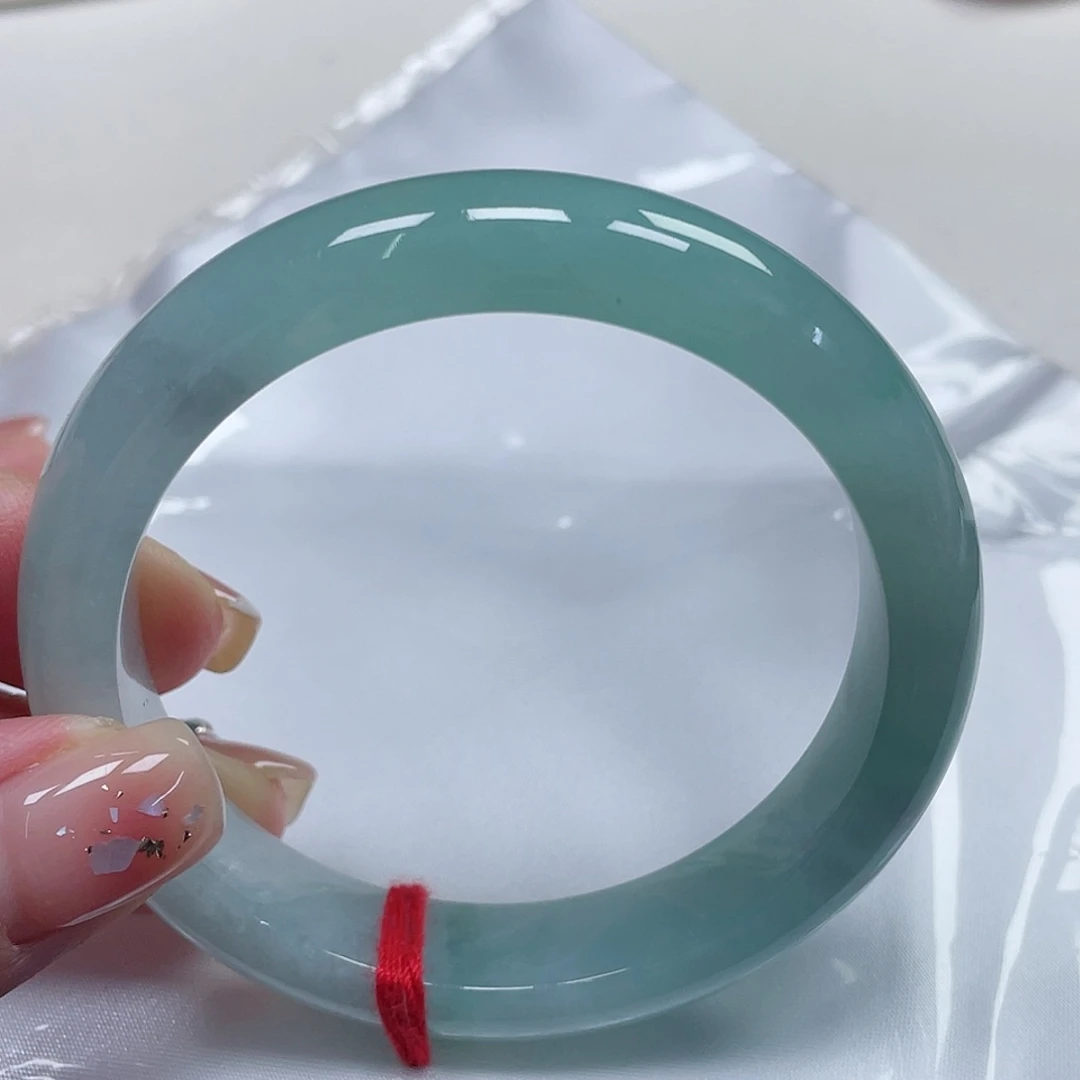 翡翠手镯未镶嵌缅甸翡翠